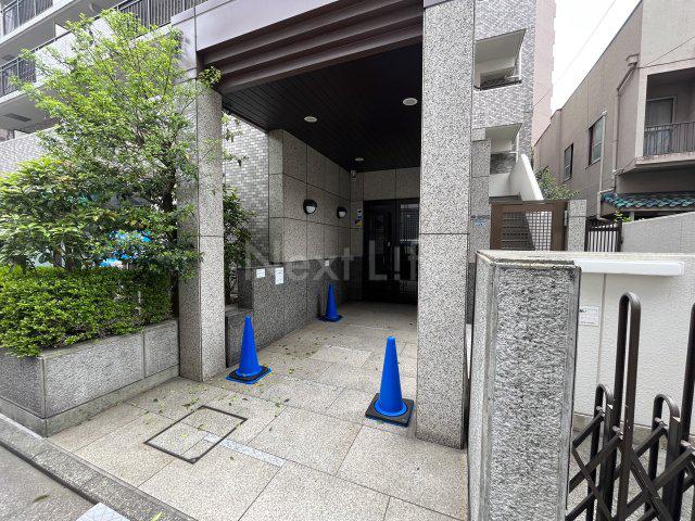 パーク・ノヴァ横浜阪東橋南