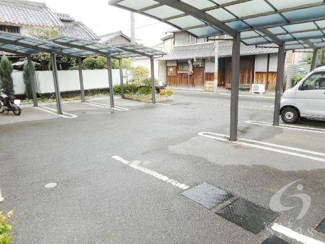 フィネッセ