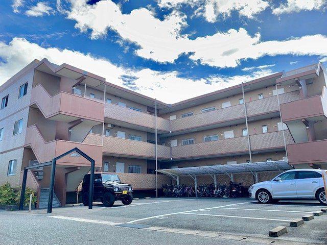 ファミーユ網干