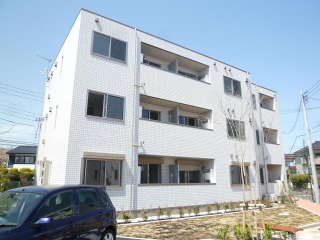 ラシーネ扇アイリス