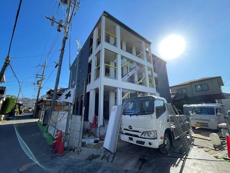 ＪＲ片町線 津田駅 徒歩14分 3階建 築3年