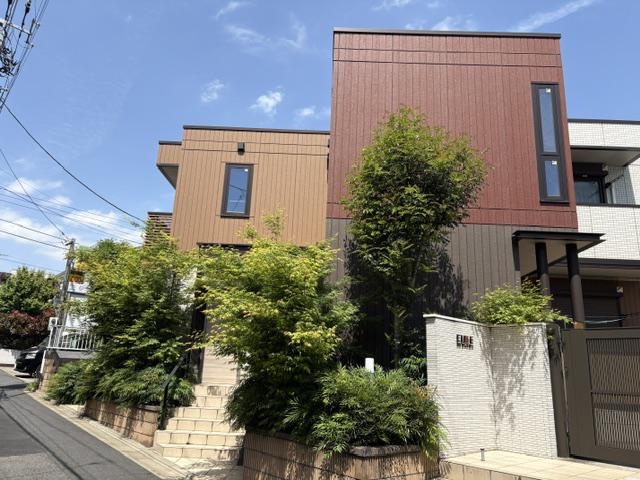 CUBE OKUSAWA