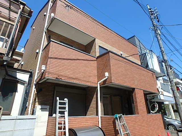 AVANT FIELD