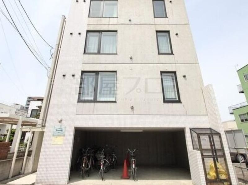 ローゼン 18(1DK/4階)