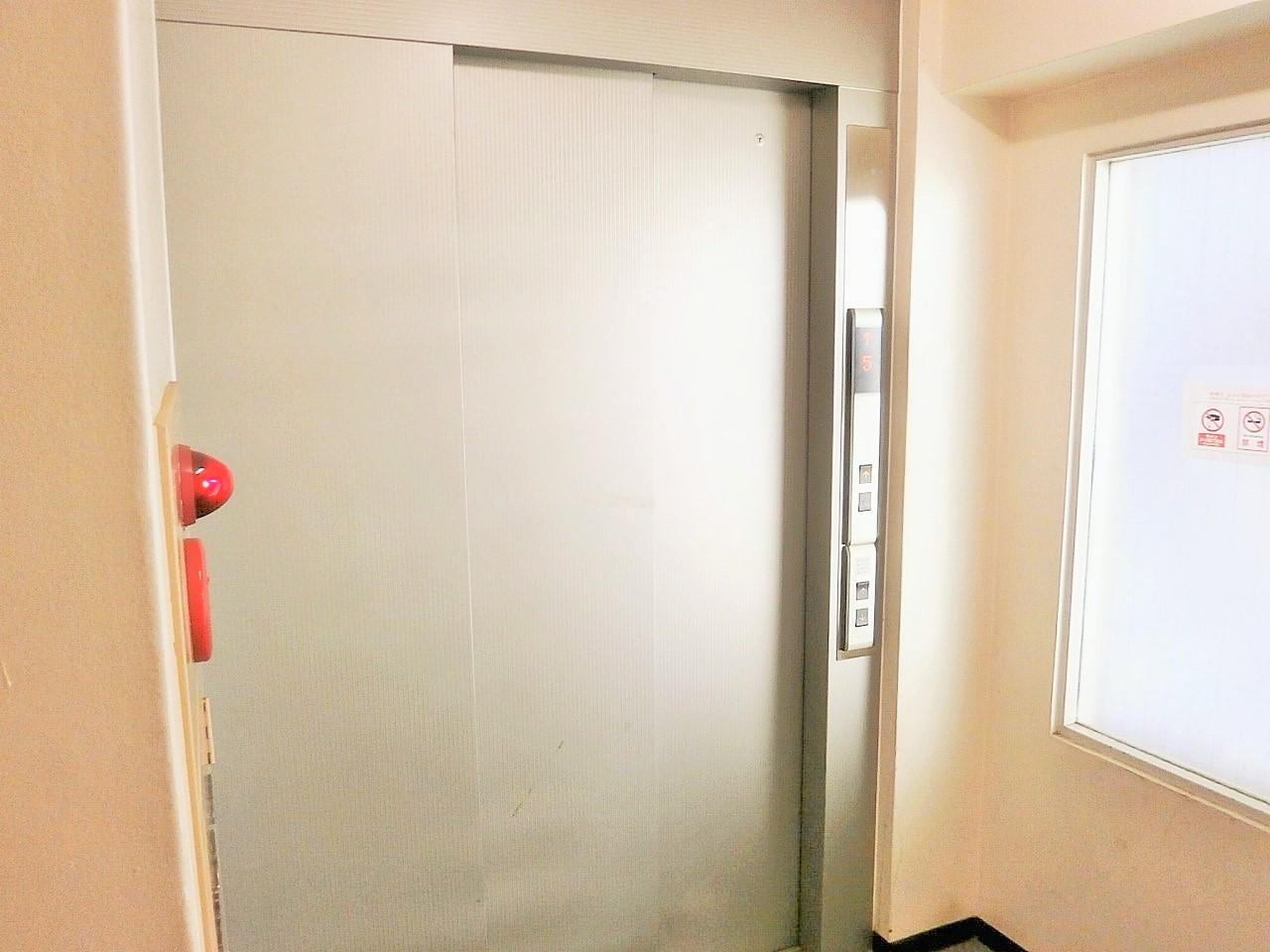 本町マンション