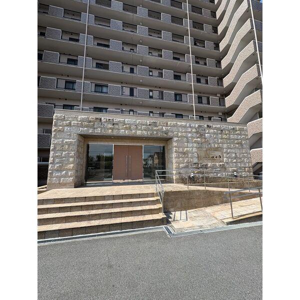 プロミネント四日市