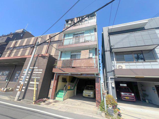 鎌田マンション