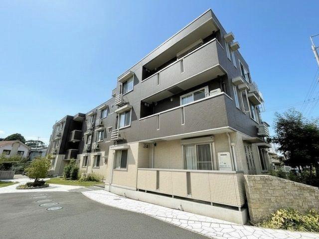 グロリアはびきの