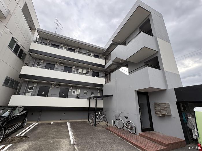 レポス諸岡