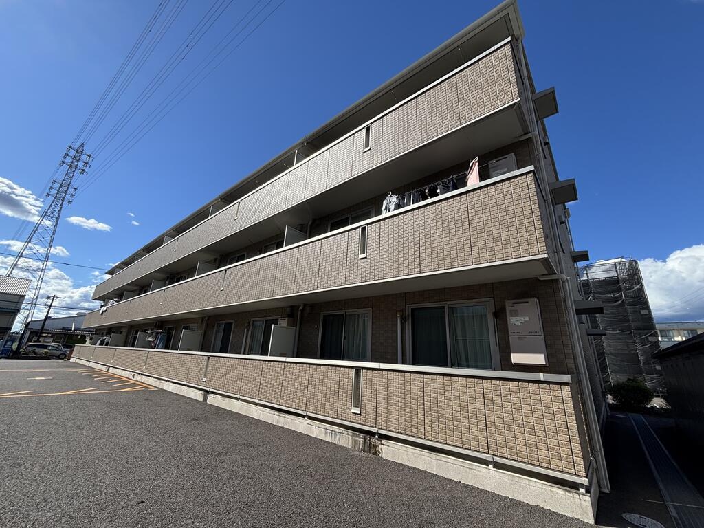 アザレ 蘇原
