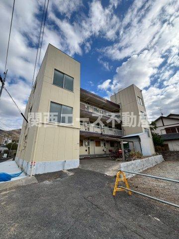八栄マンション