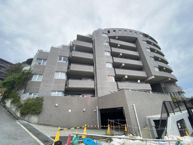 グランドゥール逆瀬川