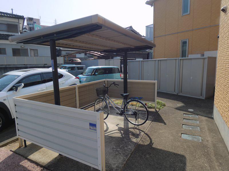 ティアラ・駅南B