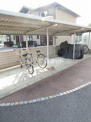 ジュネス幸B