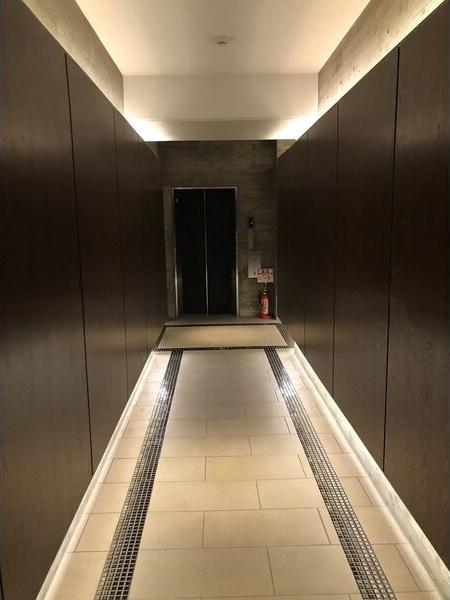 N APARTMENT