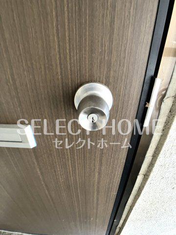 ファミール深津