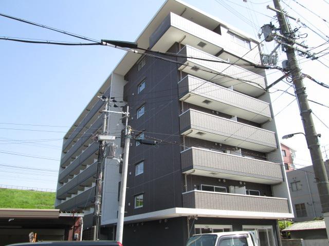 エルミナラクト