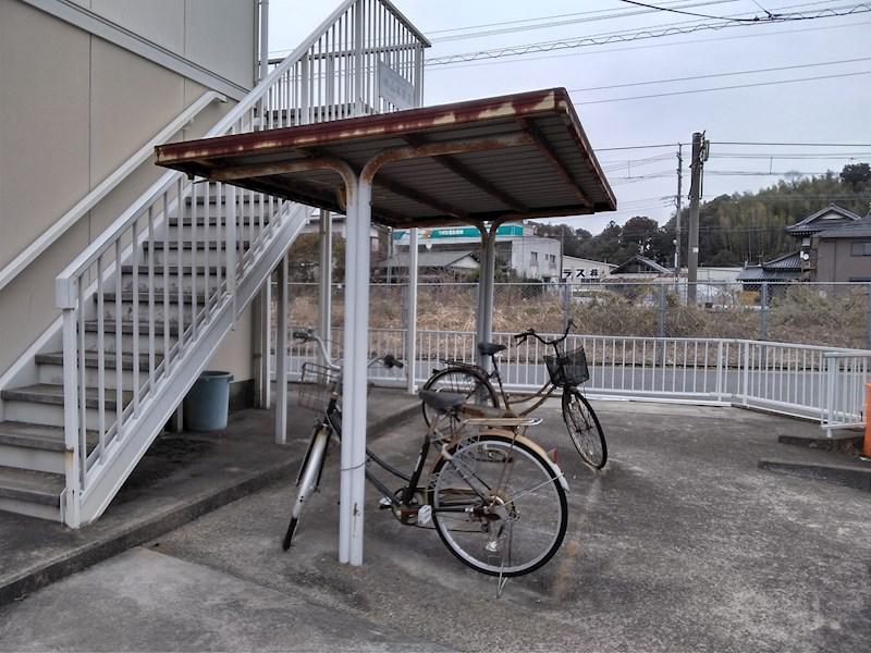 コスモハイツB