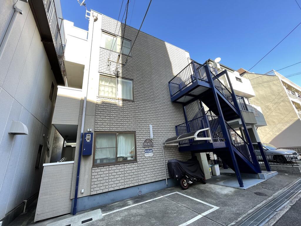 KS PLACE