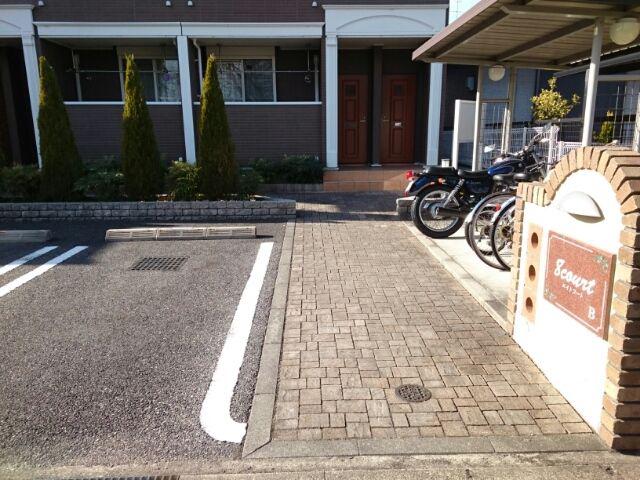 8 COURT B