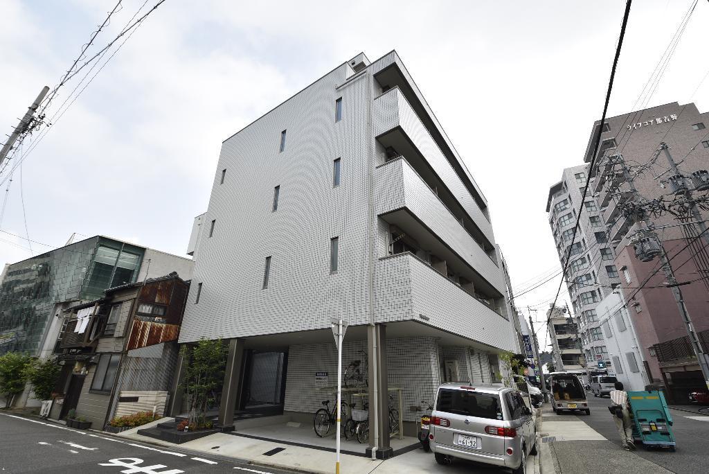 ラコルタブローン