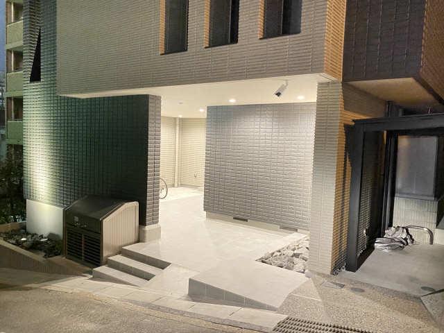 AJ.HIGASHIYAMA