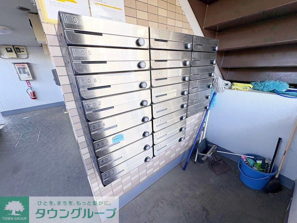 グローリーパレスA棟