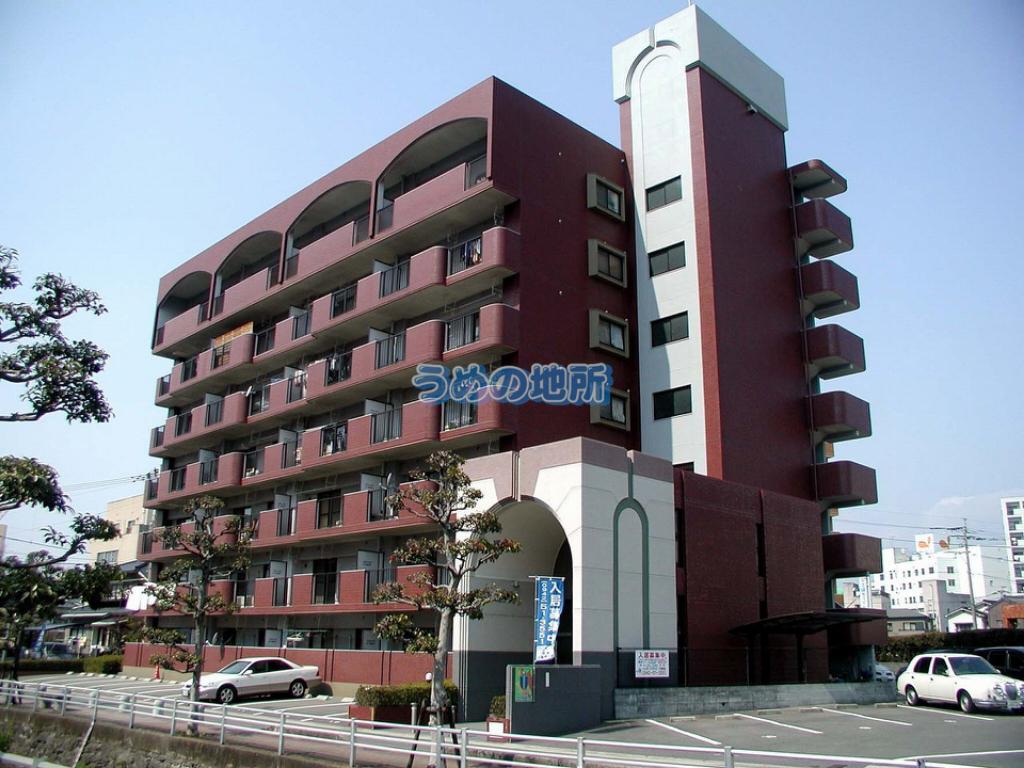 センチュリー中央