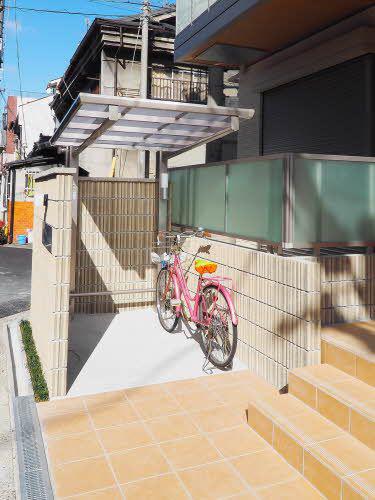 シャーメゾン小路東