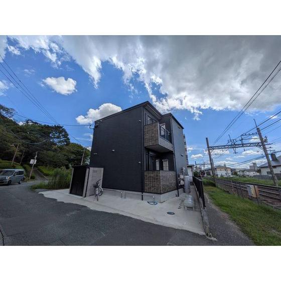 BRAVEBASE二日市駅南
