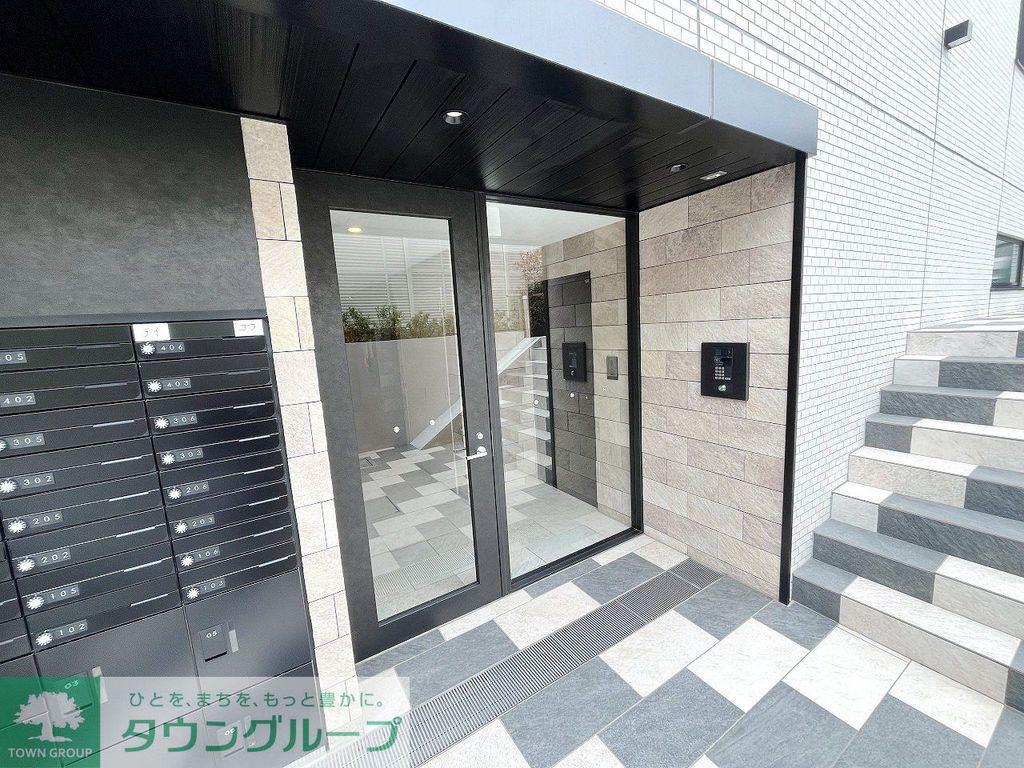 レオーネ成増駅前