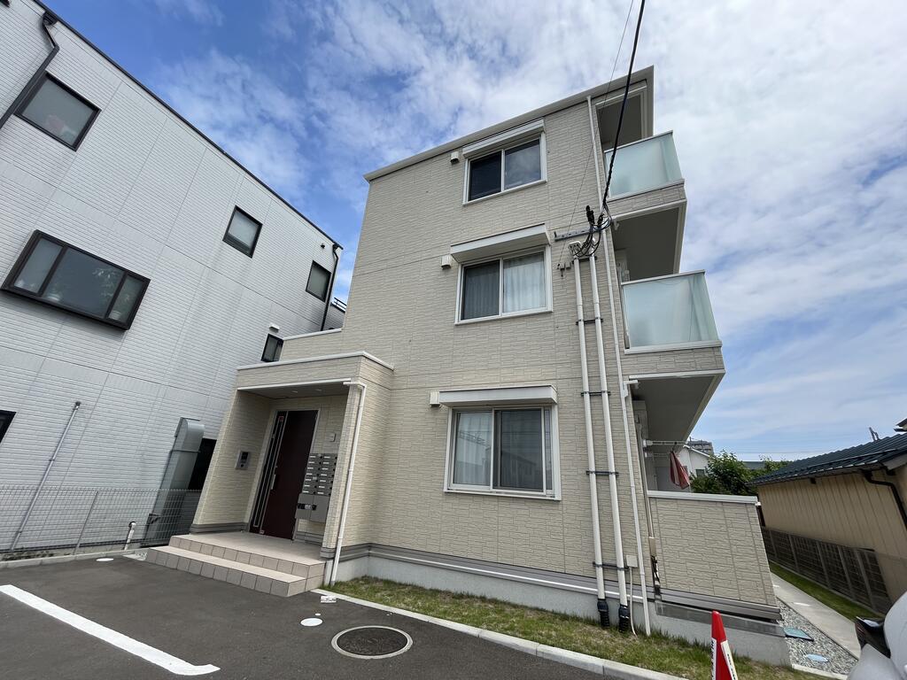 アールアイ南鍛冶町