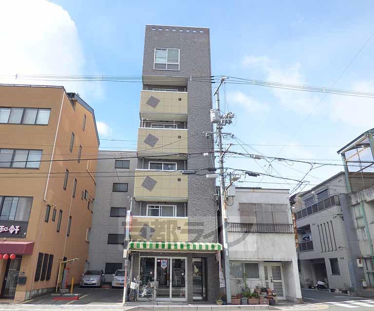 アモン・ドエル