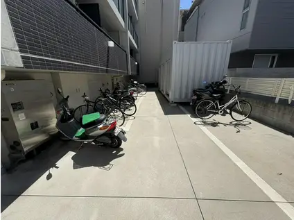 LUCIAS(1K/3階)の外観写真