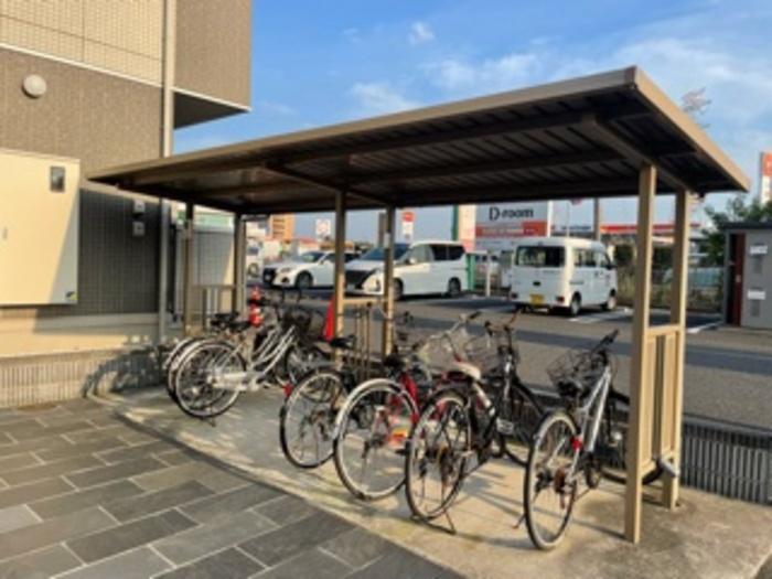 D-ROOMBUSINESS小山