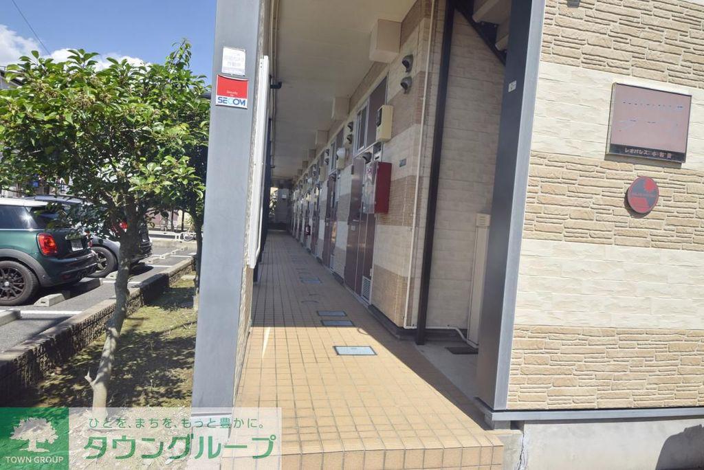 レオパレス小和田