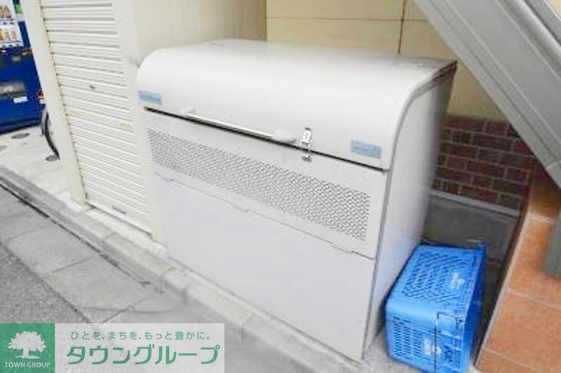 ユナイト塩浜イパネマの瞳