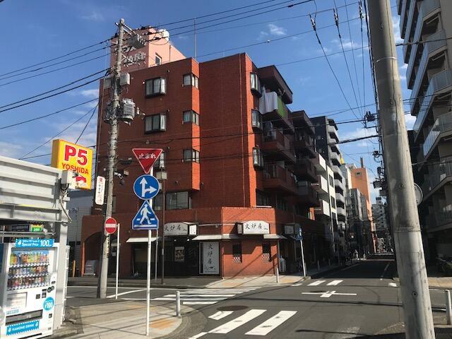 ドミナス・イセザキ