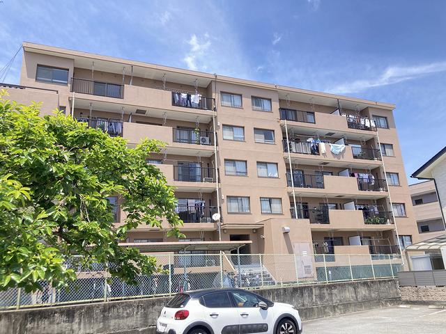 井出マンションB棟
