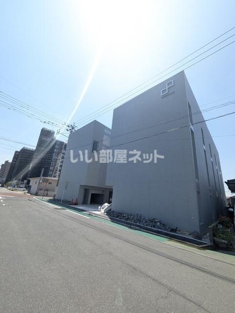 ネオラ レイ マテリア