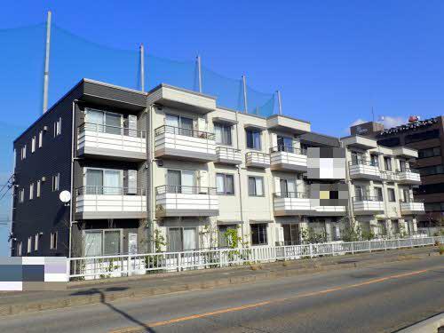 シャーメゾン新光町 208