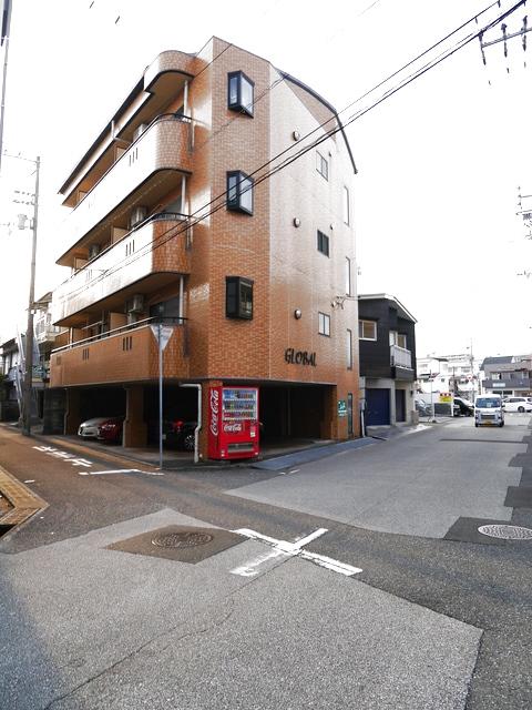 グローバル