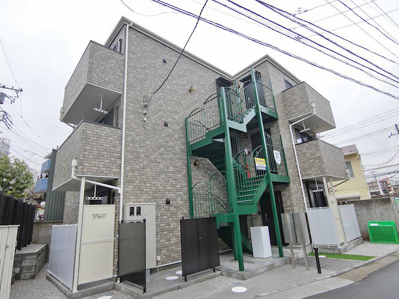 江ノ島電鉄線 和田塚駅 徒歩13分 3階建 築1年