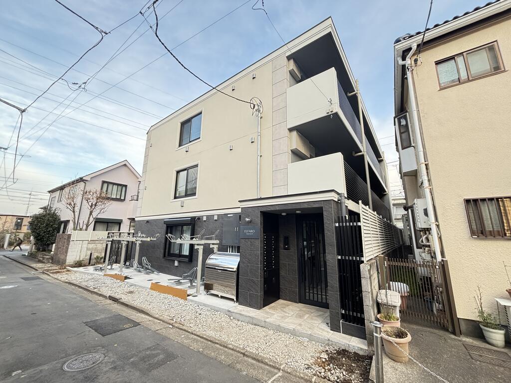 エルファーロ三軒茶屋IV