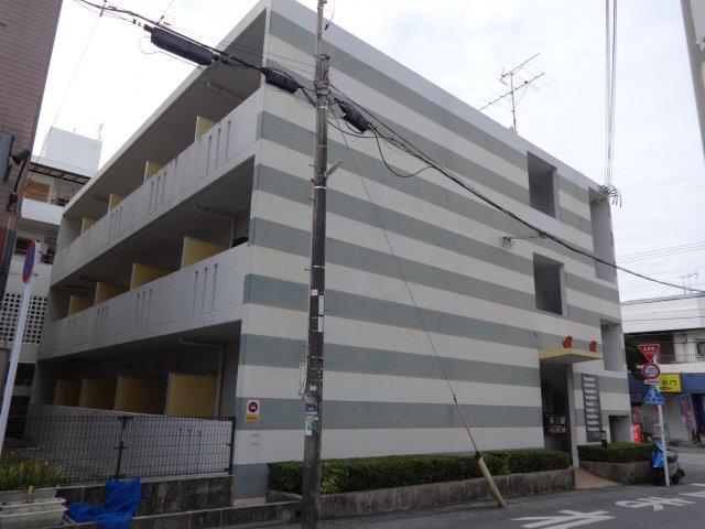 沖縄県那覇市久米の建物
