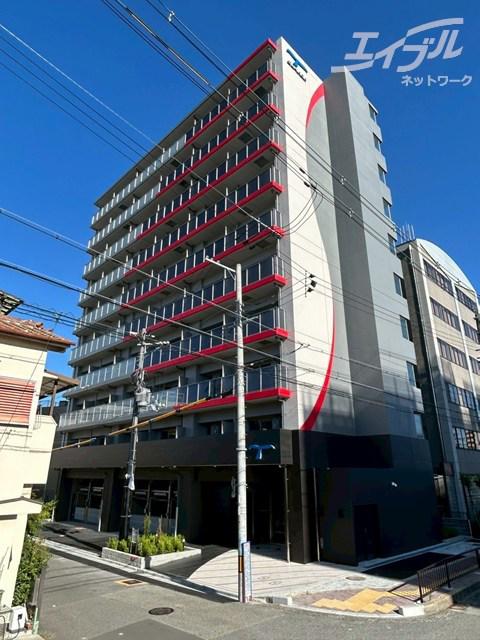 セレニテ江坂エクラ