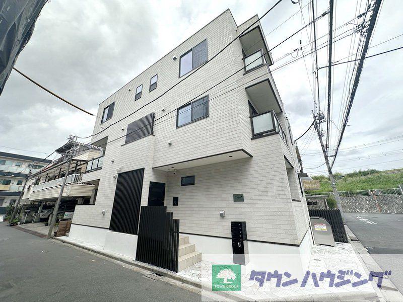 シャルール