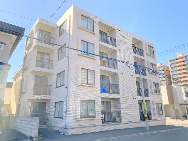 ルナグランス山鼻(1DK/3階)