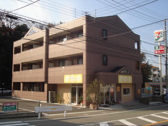 グランエスト