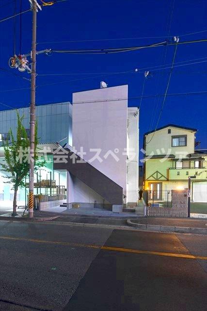 フォレスト川田
